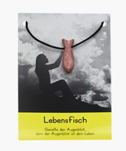 „Lebensfisch“ Rhodonit Fisch Anhänger gebohrt auf großer Karte