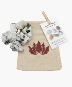 Dekosteine Mondstein im Leinenbeutel mit Lotusblume 300-350g
