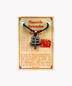 Chinesische Sternzeichen Anhänger aus Zinn Ziege auf kleiner Karte