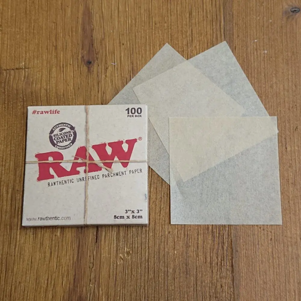 RAW Pergamentpapier 100 Blatt à 80x80mm