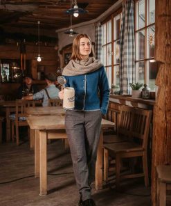 Strickjacke “Kellerfalte” blau